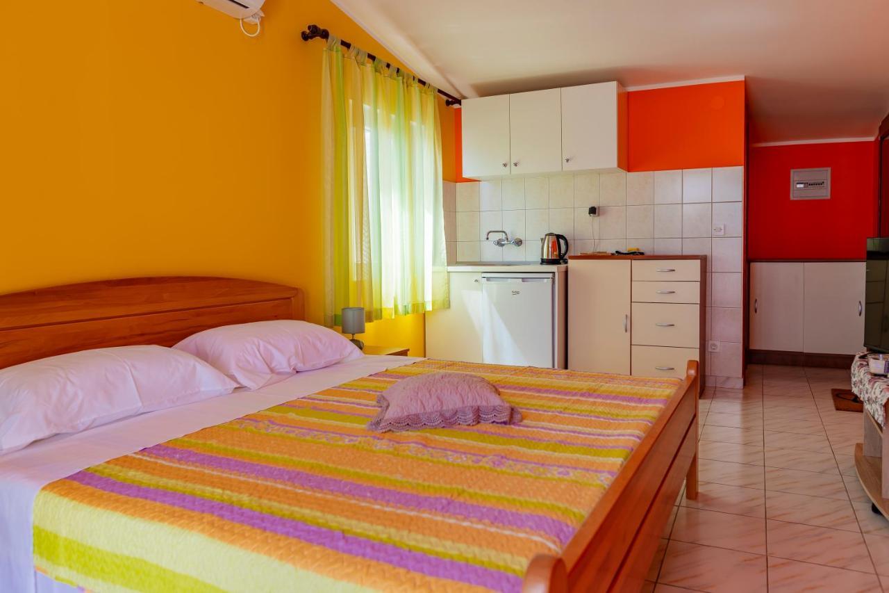 Apartments Mikulic روغوزنيكا المظهر الخارجي الصورة